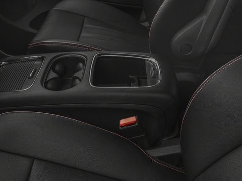 Used 2018 Dodge Grand Caravan GT FWD image 13