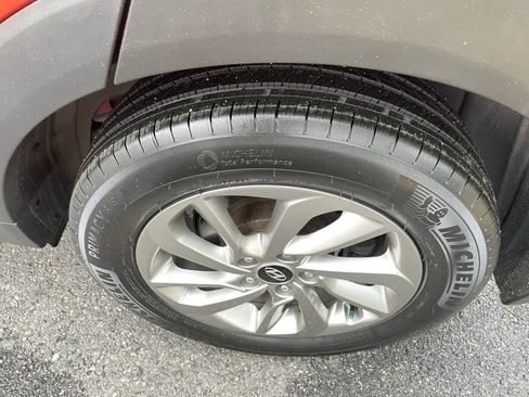 Used 2017 Hyundai Tucson SE AWD/4WD image 10