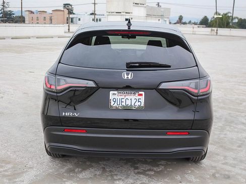 Certified 2026 Honda HR-V LX image 5
