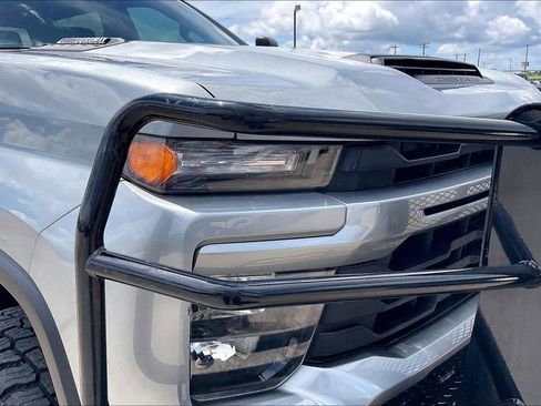 Used 2024 Chevrolet Silverado 2500 Custom w/ Custom Value Package AWD/4WD image 33