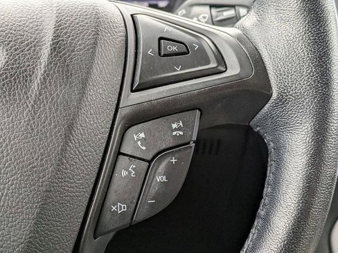 Used 2022 Ford Edge SEL w/ Convenience Package image 19