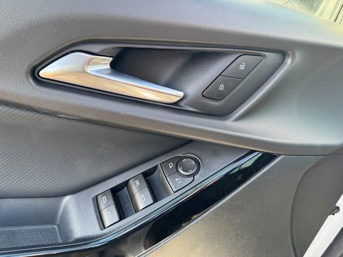 New 2026 Chevrolet Equinox LT w/ Convenience Package II image 10