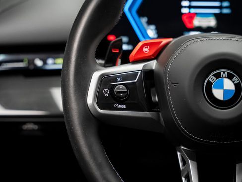 Used 2025 BMW M5 w/ Carbon Package image 47