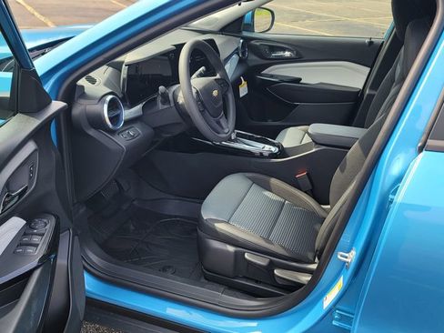 New 2026 Chevrolet Trax LT FWD image 18