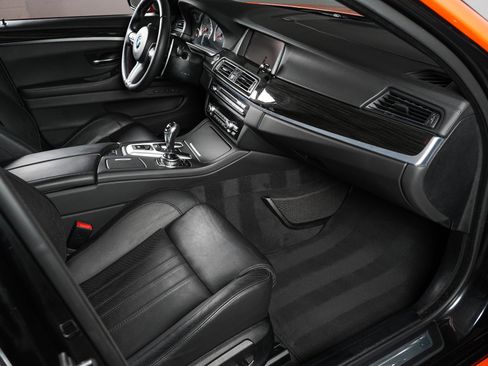 Used 2014 BMW M5 RWD image 56