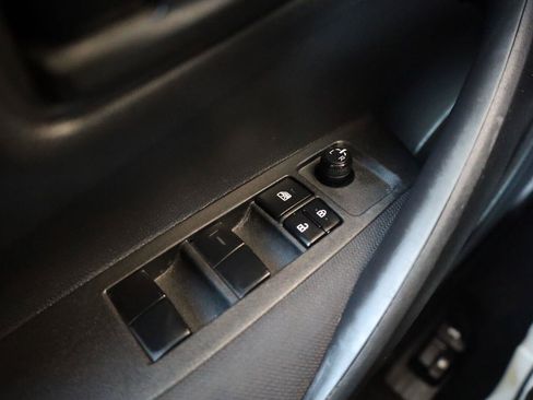 Used 2022 Toyota Corolla LE FWD image 35