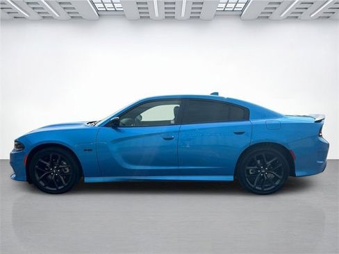 Used 2023 Dodge Charger R/T w/ Blacktop Package image 7