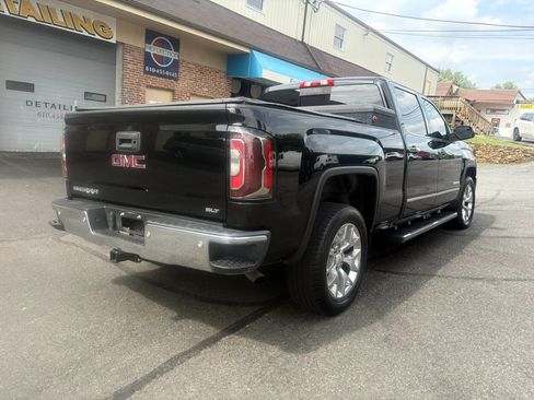 Used 2018 GMC Sierra 1500 SLT w/ SLT Premium Package AWD/4WD image 8