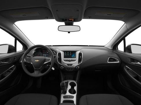 Used 2017 Chevrolet Cruze LS FWD image 11
