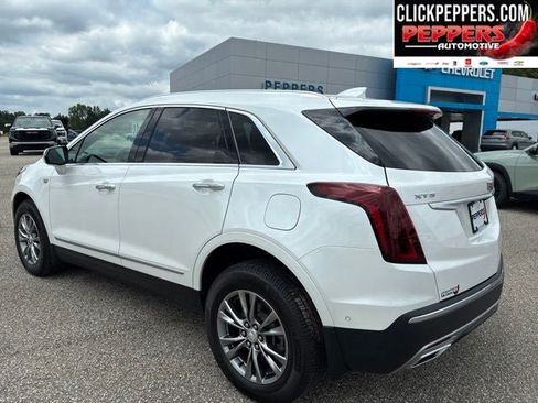 Used 2021 Cadillac XT5 Premium Luxury FWD image 5