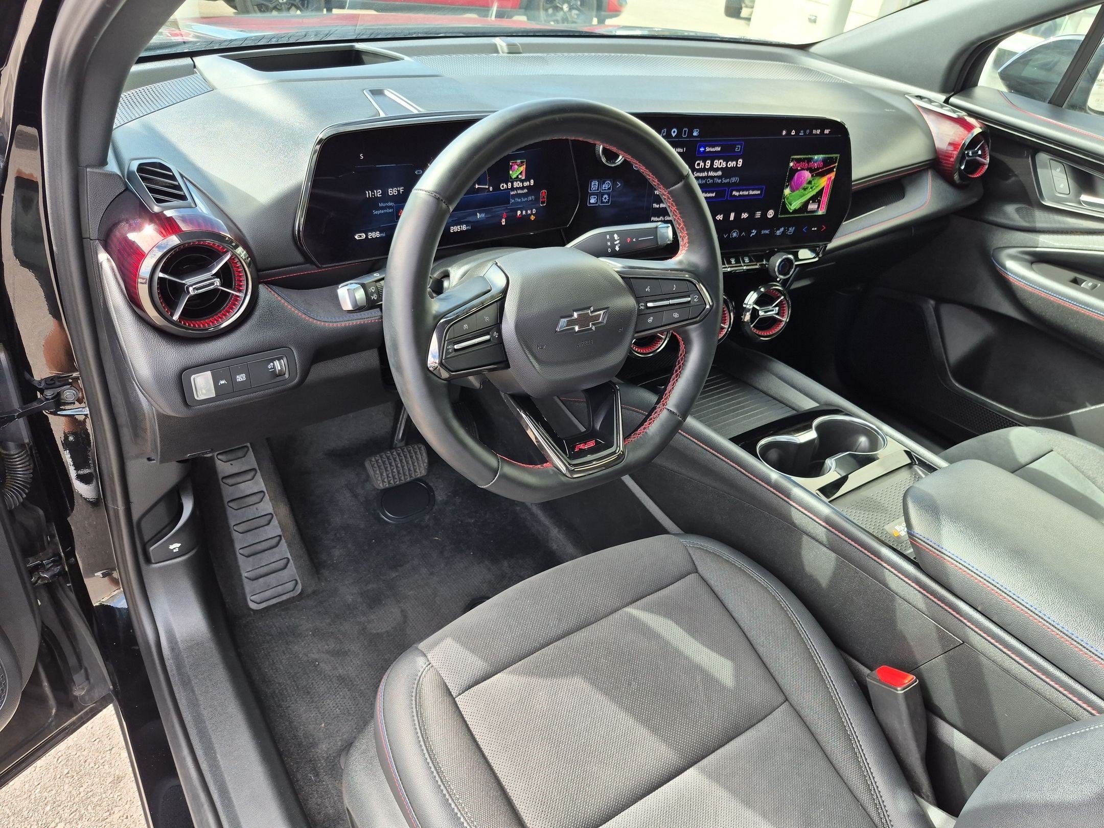 Used 2025 Chevrolet Blazer EV RS AWD/4WD image 17