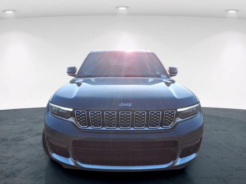 Used 2024 Jeep Grand Cherokee L Summit AWD/4WD image 4