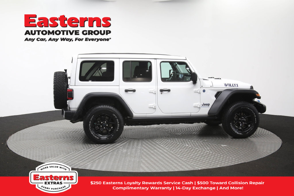 Used 2024 Jeep Wrangler Unlimited AWD/4WD image 49