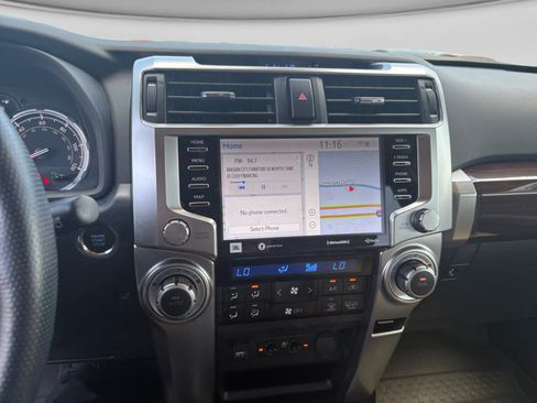 Used 2024 Toyota 4Runner Limited AWD/4WD image 10