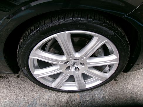 Used 2020 Volvo V90 T6 Inscription w/ Advanced Package image 8