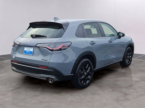 Certified 2024 Honda HR-V Sport image 4