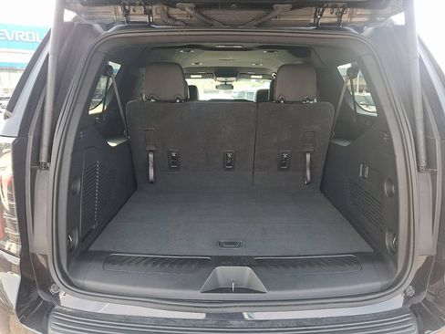 Certified 2025 Chevrolet Suburban LT AWD/4WD image 30