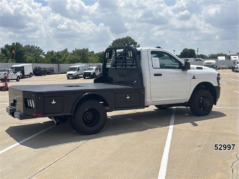 Used 2025 RAM 3500 Tradesman AWD/4WD image 2