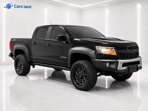 Used 2020 Chevrolet Colorado ZR2 w/ Colorado ZR2 Bison Edition AWD/4WD image 2