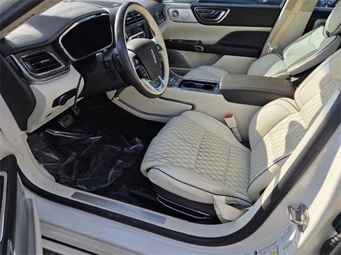 Used 2018 Lincoln Continental Black Label image 7