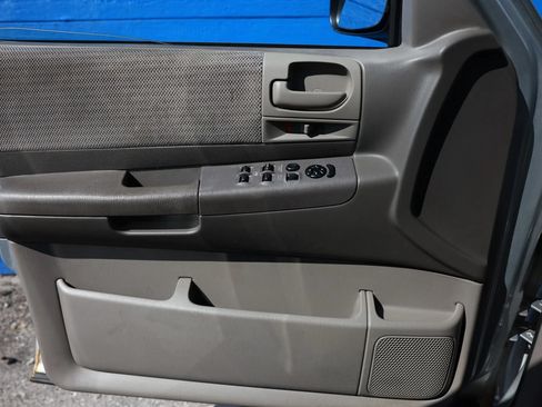 Used 2003 Dodge Durango SLT AWD/4WD image 41