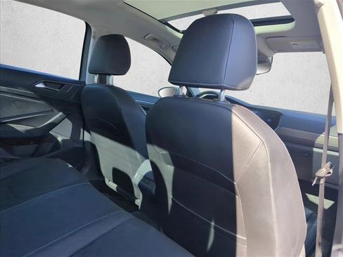 Used 2021 Volkswagen Jetta SEL Premium FWD image 23