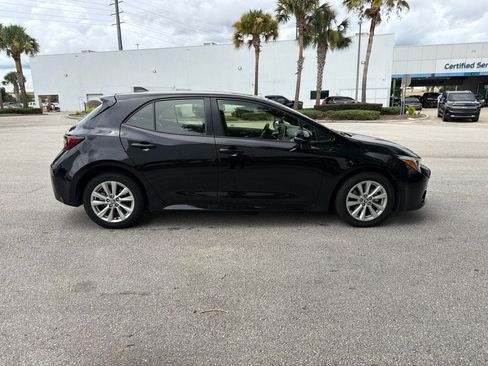 Used 2024 Toyota Corolla SE FWD image 6
