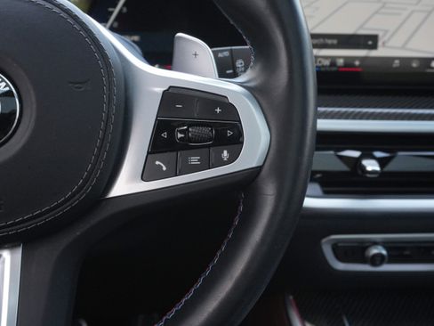 Used 2024 BMW X5 M60i AWD/4WD image 21