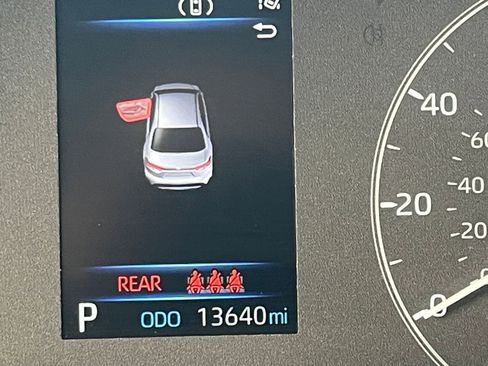 Used 2025 Toyota Corolla LE image 40