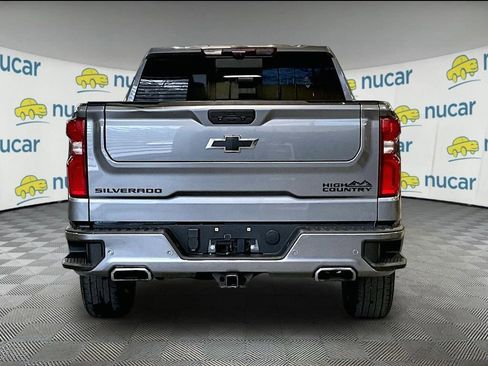 Used 2022 Chevrolet Silverado 1500 High Country w/ Technology Package AWD/4WD image 5