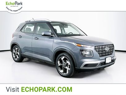 Used 2023 Hyundai Venue SEL