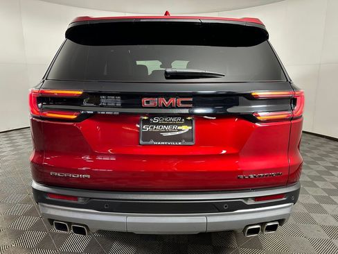 Used 2024 GMC Acadia Elevation FWD image 4
