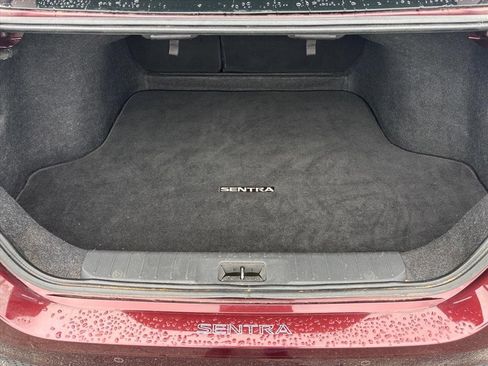 Used 2022 Nissan Sentra SV w/ Trunk Package image 26