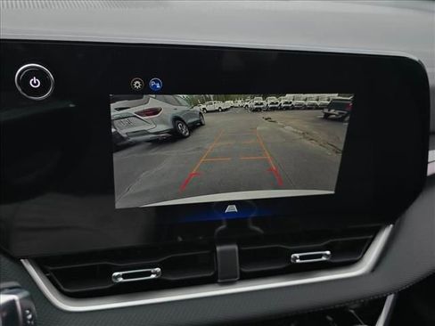 New 2026 Chevrolet Equinox LT FWD image 20