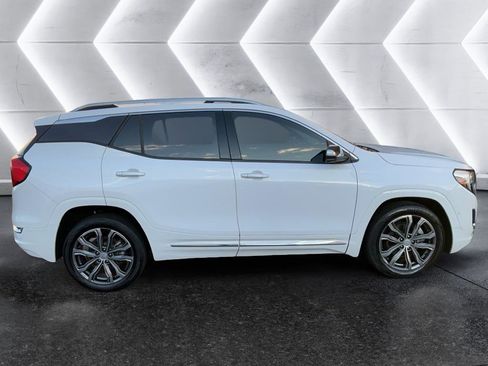 Used 2019 GMC Terrain Denali w/ Advanced Safety Package image 4
