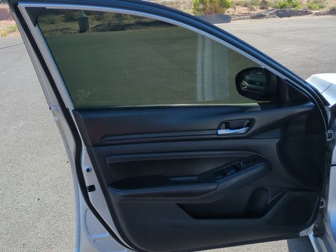 Used 2020 Nissan Altima 2.5 S image 11