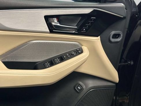 Certified 2024 Acura MDX SH-AWD w/ Technology Package image 12