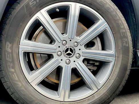 Used 2022 Mercedes-Benz GLS 450 4MATIC image 26