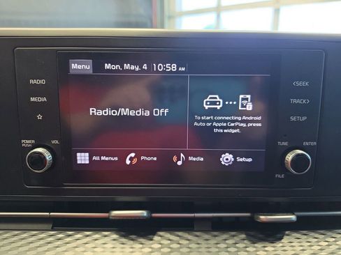 Used 2023 Kia Carnival LX FWD image 24