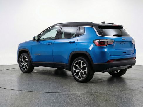 Used 2025 Jeep Compass Limited AWD/4WD image 6