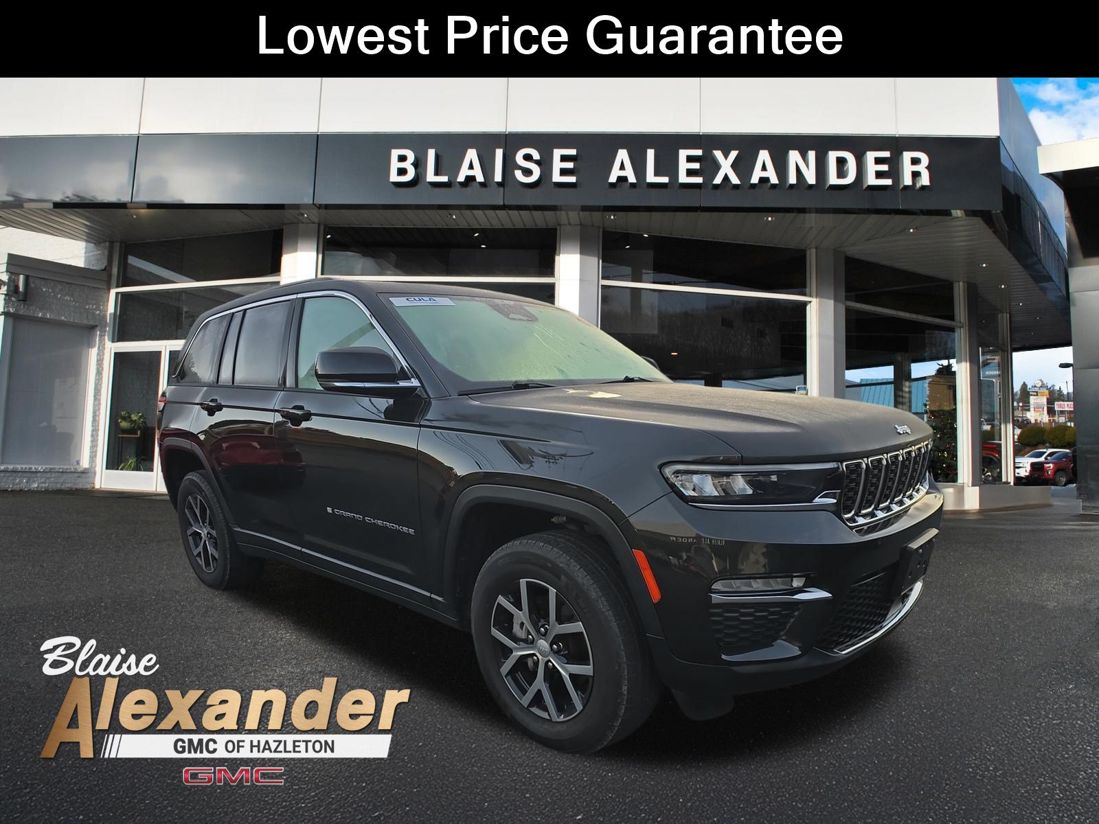 Used 2023 Jeep Grand Cherokee Limited AWD/4WD image 1