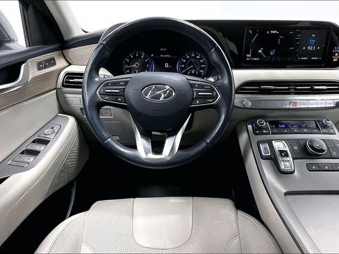 Used 2022 Hyundai Palisade SEL w/ Premium Package FWD image 6