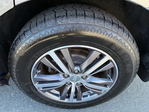 Used 2019 INFINITI QX60 Luxe image 28