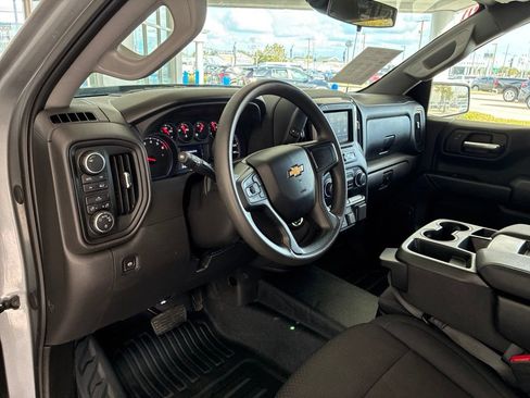 Used 2025 Chevrolet Silverado 1500 W/T w/ WT Value Package AWD/4WD image 22