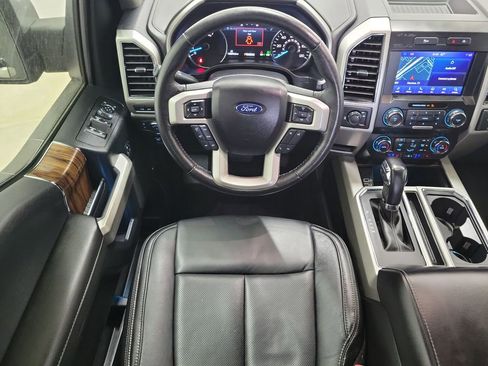 Used 2019 Ford F150 Lariat image 15