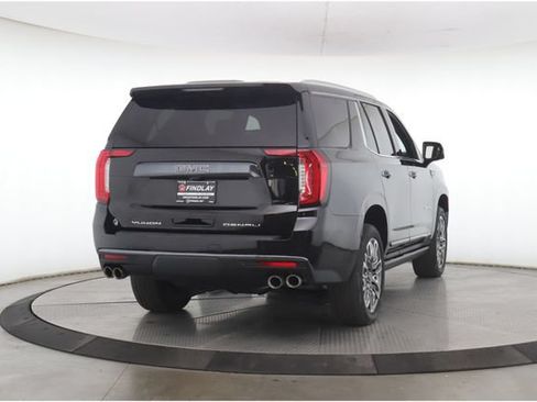 Used 2023 GMC Yukon Denali Ultimate w/ LPO, Floor Liner Package AWD/4WD image 7