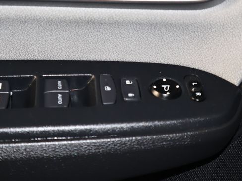 Used 2019 Honda CR-V EX image 34