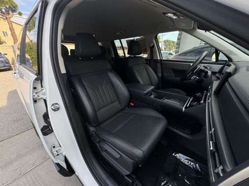 Used 2025 Hyundai Santa Fe SEL image 39