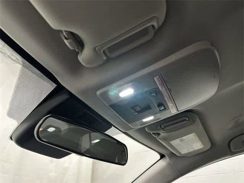 Used 2025 Toyota Camry LE image 21