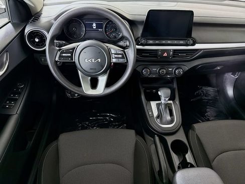 Used 2024 Kia Forte LXS FWD image 4